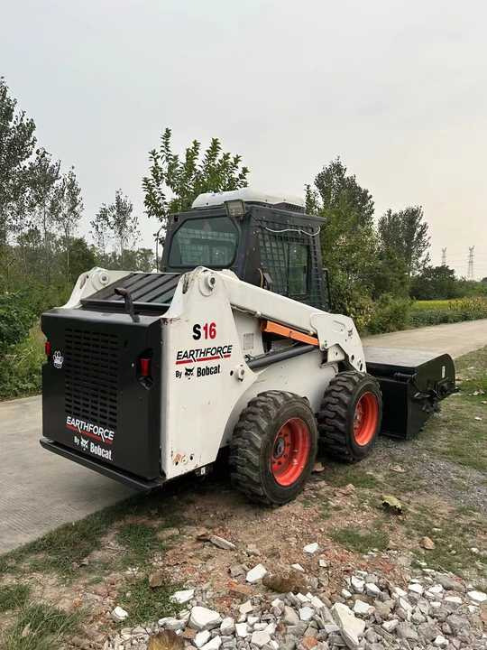 BOBCAT Brand S16 Used Machine Hot Sale - Chargeuse sur pneus: photos 4 BOBCAT Brand S16 Used Machine Hot Sale - Chargeuse sur pneus: photos 4