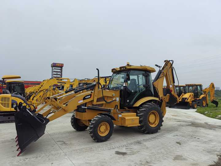 Cheap Prices Good Condition High Performance CAT 420F Used Backhoe Loader for Sale - Tractopelle: photos 3 Cheap Prices Good Condition High Performance CAT 420F Used Backhoe Loader for Sale - Tractopelle: photos 3