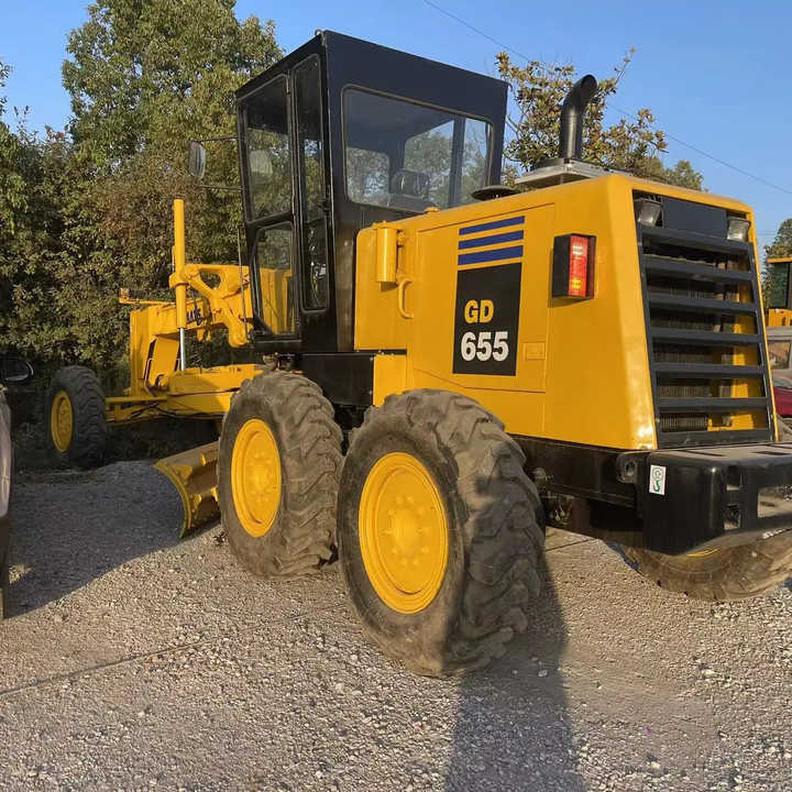 Japan Komatsu GD655 Motor Grader Cheap Price Komatsu Road Grader GD655 Good Condition in China - Niveleuse: photos 1 Japan Komatsu GD655 Motor Grader Cheap Price Komatsu Road Grader GD655 Good Condition in China - Niveleuse: photos 1