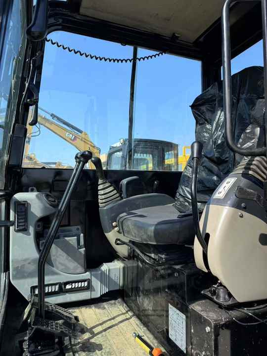 Mini Cat Brand Cat 305 Small Excavator in Stock Used Mini Excavator CAT305.5E2 CAT306 CAT307 CAT308 With Good Condition - Mini pelle: photos 5 Mini Cat Brand Cat 305 Small Excavator in Stock Used Mini Excavator CAT305.5E2 CAT306 CAT307 CAT308 With Good Condition - Mini pelle: photos 5