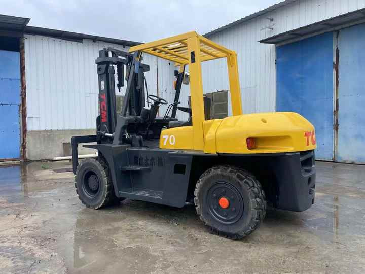 Seconh Hand Original tcm 7tons Forklift in High Quality on Hot Sale Used Building Construction Equipment for Sale - Chariot élévateur: photos 3 Seconh Hand Original tcm 7tons Forklift in High Quality on Hot Sale Used Building Construction Equipment for Sale - Chariot élévateur: photos 3