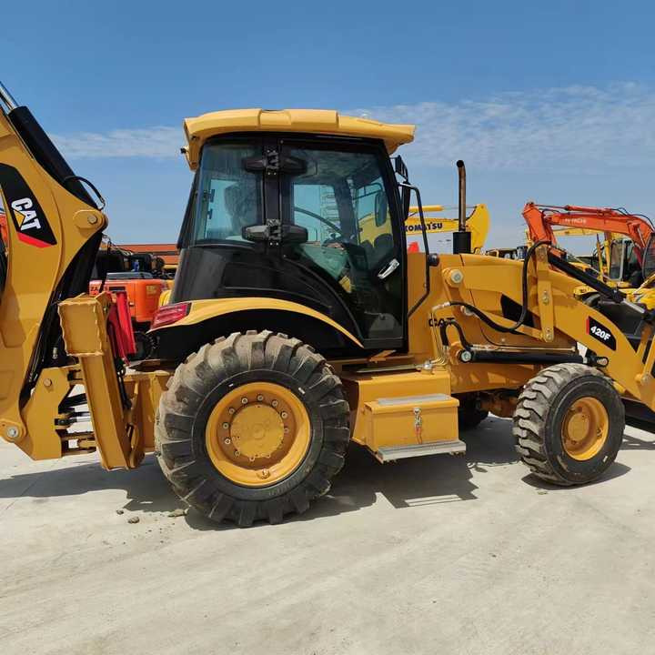 Used Cat 420F Backhoe Excavator Hot Sale Hefei Zhaomi Construction Machinery Co.ltd - Tractopelle: photos 1 Used Cat 420F Backhoe Excavator Hot Sale Hefei Zhaomi Construction Machinery Co.ltd - Tractopelle: photos 1