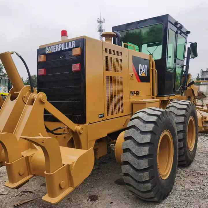 Used Caterpillar CAT 140H Land Road Motor Grader CAT140 CAT140H Used Grader Cheap Price for Sale - Niveleuse: photos 5 Used Caterpillar CAT 140H Land Road Motor Grader CAT140 CAT140H Used Grader Cheap Price for Sale - Niveleuse: photos 5