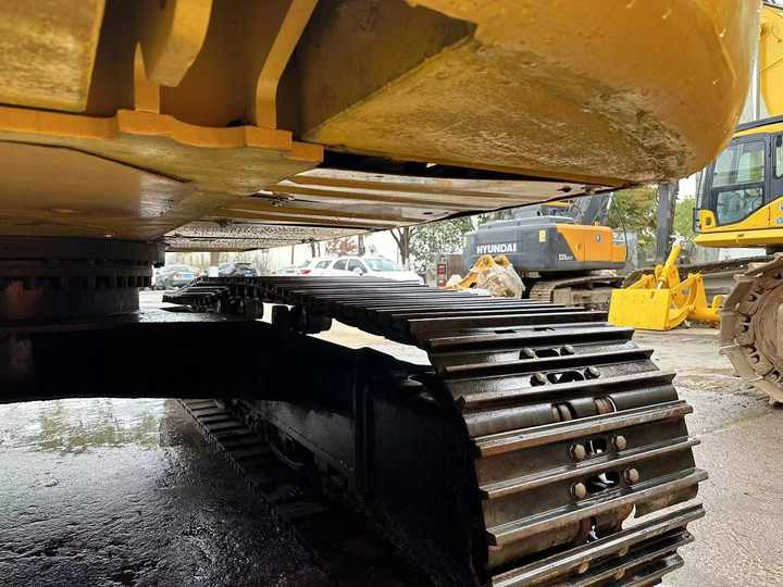 Used Digger CAT 323D2L Construction Machinery Construction Digger Used CAT 323D2L Cheap Excavator - Pelle sur chenille: photos 5 Used Digger CAT 323D2L Construction Machinery Construction Digger Used CAT 323D2L Cheap Excavator - Pelle sur chenille: photos 5