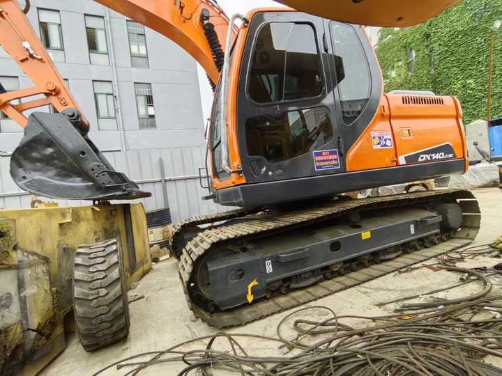Used Doosan Hydraulic Excavator DX140 Low Price Korea Doosan DX140-9 Used Excavator for Sale - Pelle sur chenille: photos 2 Used Doosan Hydraulic Excavator DX140 Low Price Korea Doosan DX140-9 Used Excavator for Sale - Pelle sur chenille: photos 2