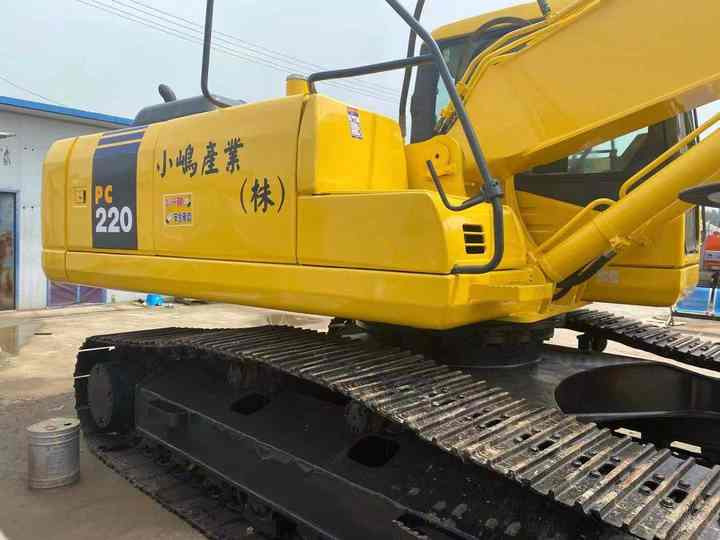 Used Good Quality Japan Original PC220-7 in Good Condition PC220-7 Komatsu - Pelle sur chenille: photos 3 Used Good Quality Japan Original PC220-7 in Good Condition PC220-7 Komatsu - Pelle sur chenille: photos 3