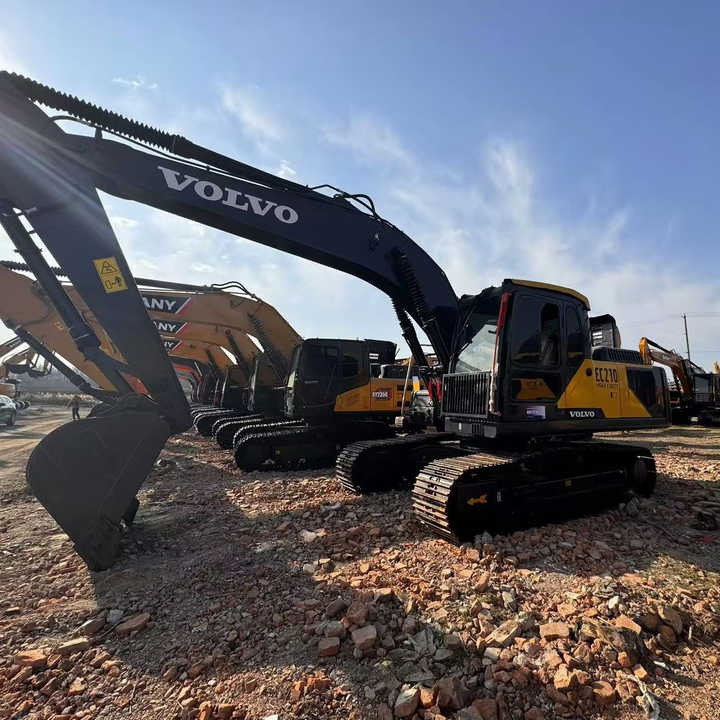 Used VOLVO EC210 Excavators Hydraulic Excavators - Pelle sur chenille: photos 1 Used VOLVO EC210 Excavators Hydraulic Excavators - Pelle sur chenille: photos 1