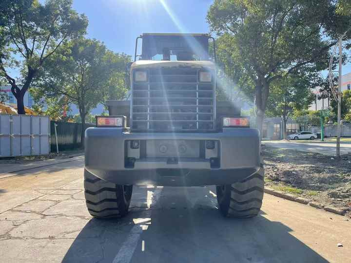 Used komatsu Wa320-5 Wheel Loader Second Hand Machine Popular Brand komatsu Hydraulic Machinery - Chargeuse sur pneus: photos 5 Used komatsu Wa320-5 Wheel Loader Second Hand Machine Popular Brand komatsu Hydraulic Machinery - Chargeuse sur pneus: photos 5