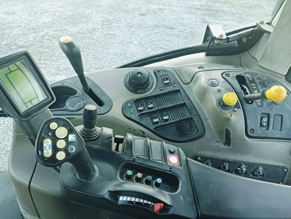 Case IH Maxxum 140 - Tracteur agricole: photos 3 Case IH Maxxum 140 - Tracteur agricole: photos 3