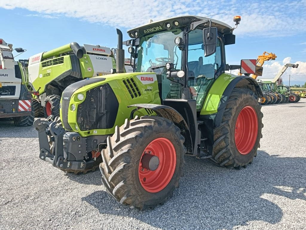 Claas Arion 550 Cmatic - Tracteur agricole: photos 2 Claas Arion 550 Cmatic - Tracteur agricole: photos 2