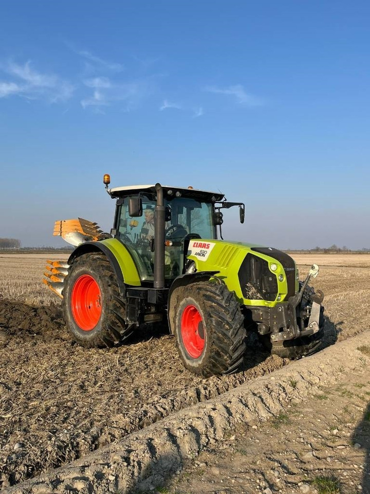 Claas Arion 630 - Tracteur agricole: photos 1 Claas Arion 630 - Tracteur agricole: photos 1
