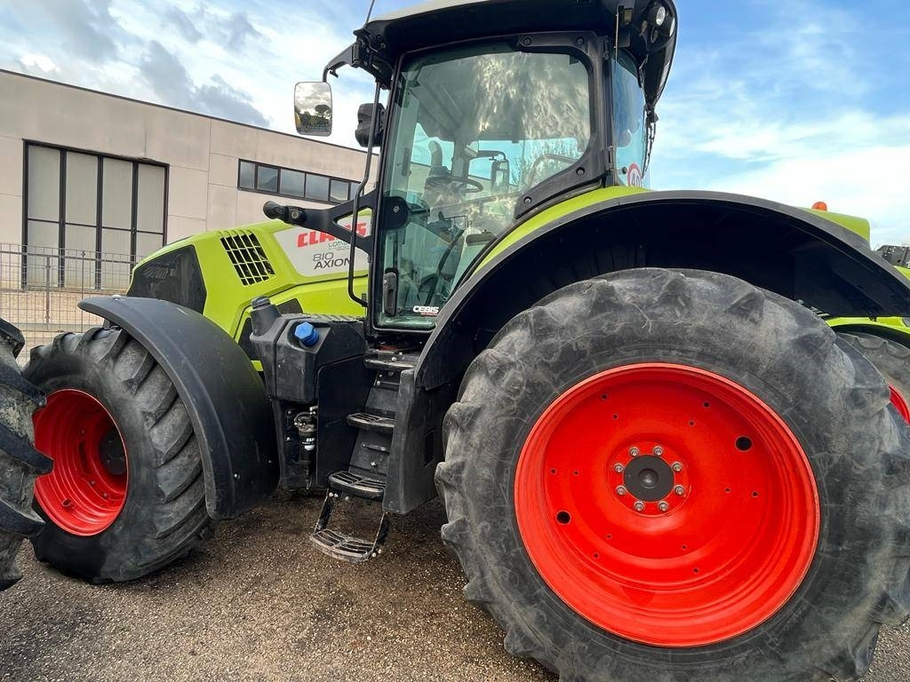 Claas Axion 810 - Tracteur agricole: photos 3 Claas Axion 810 - Tracteur agricole: photos 3