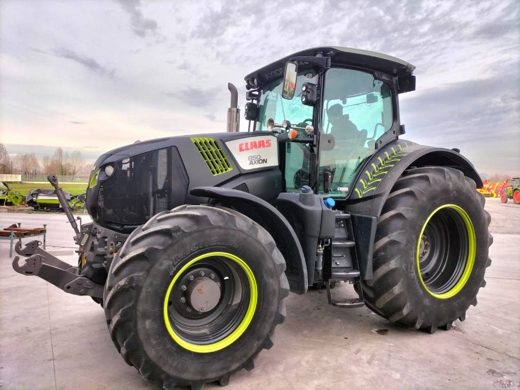 Claas Axion 810 - Tracteur agricole: photos 3 Claas Axion 810 - Tracteur agricole: photos 3