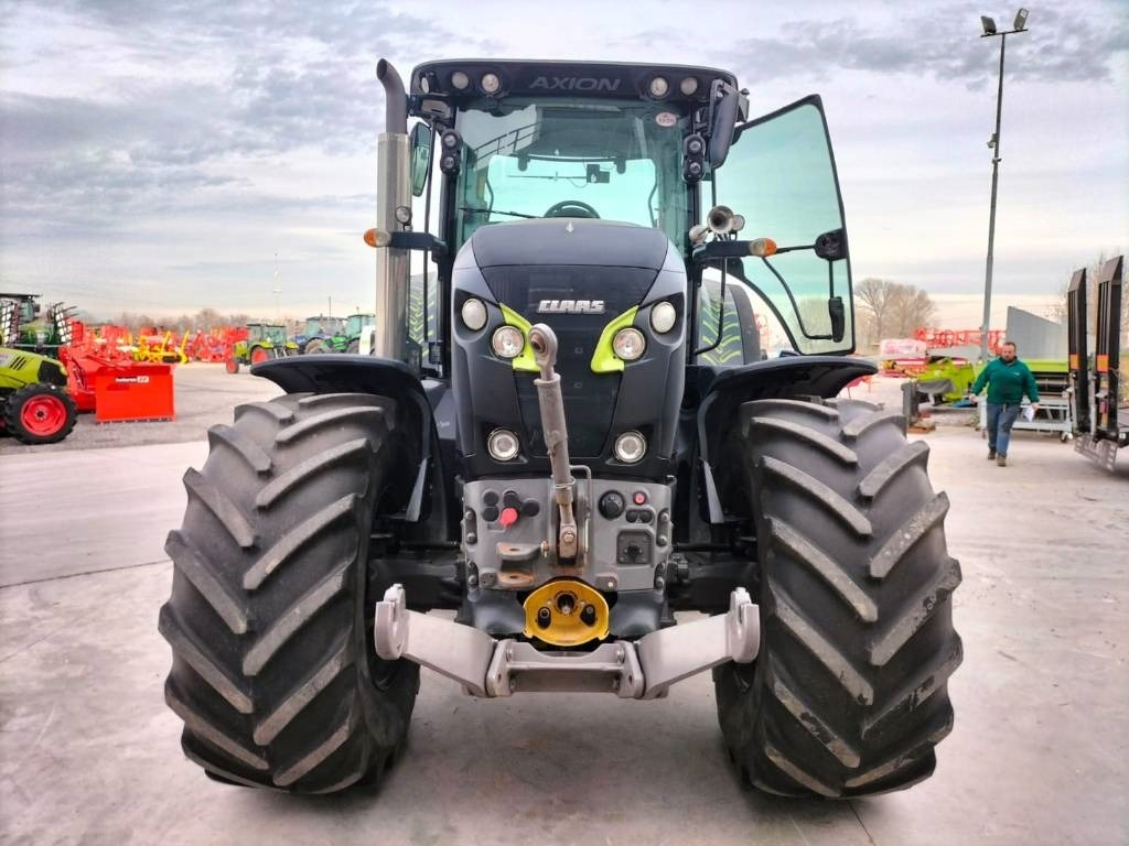 Claas Axion 810 - Tracteur agricole: photos 2 Claas Axion 810 - Tracteur agricole: photos 2