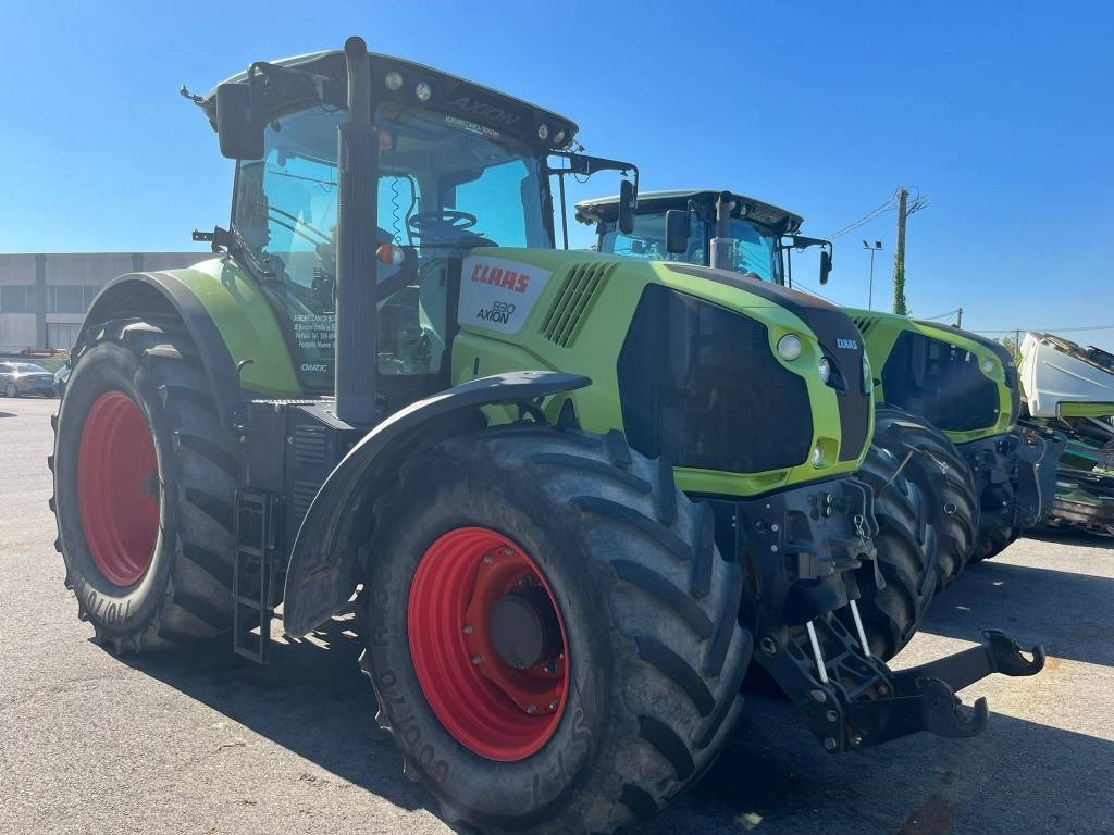 Claas Axion 830 Cmatic - Tracteur agricole: photos 1 Claas Axion 830 Cmatic - Tracteur agricole: photos 1