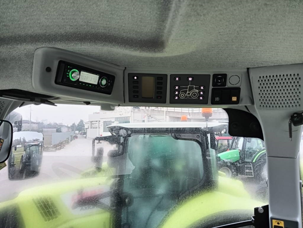 Claas Axion 940 Cmatic - Tracteur agricole: photos 5 Claas Axion 940 Cmatic - Tracteur agricole: photos 5