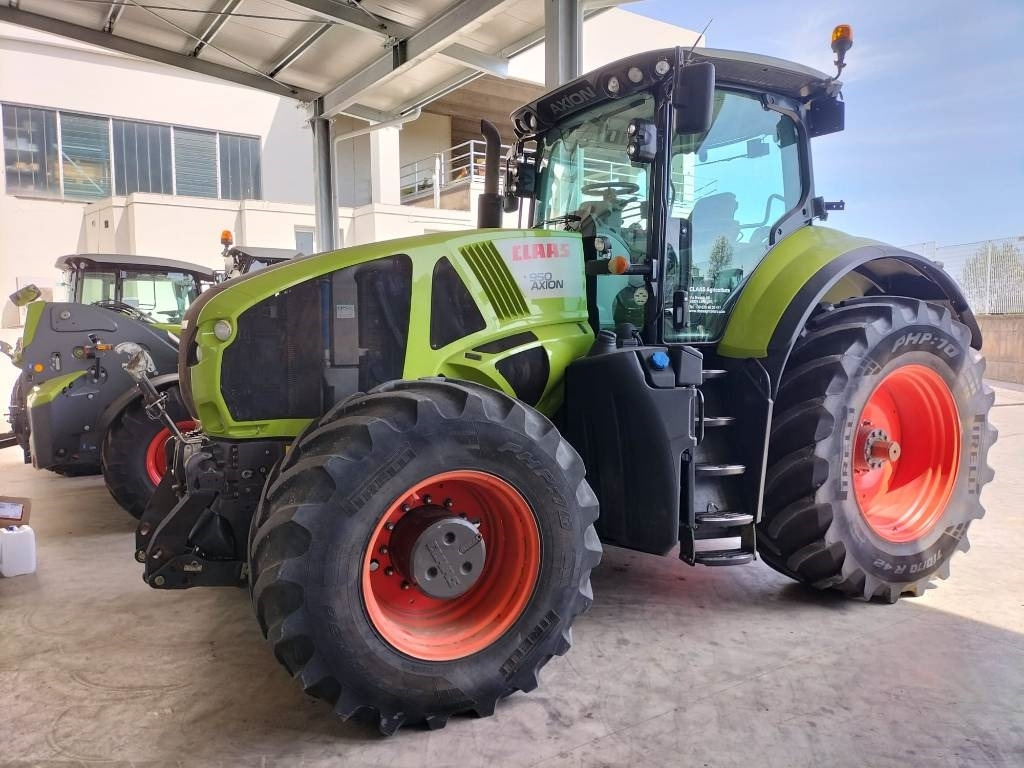 Claas Axion 950 Cmatic - Tracteur agricole: photos 3 Claas Axion 950 Cmatic - Tracteur agricole: photos 3
