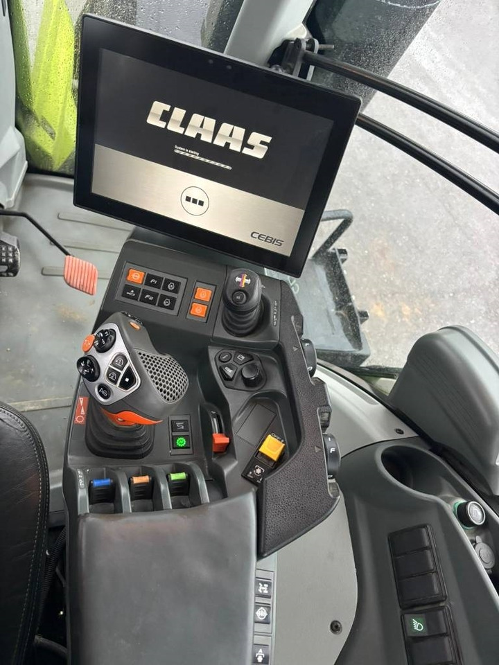 Tracteur agricole Claas Axion 950 Cmatic: photos 9