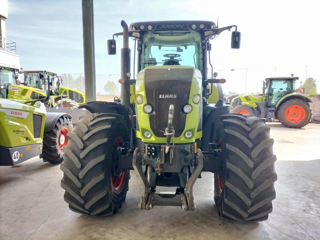 Claas Axion 950 Cmatic - Tracteur agricole: photos 2 Claas Axion 950 Cmatic - Tracteur agricole: photos 2