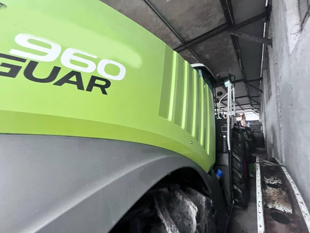 Claas Jaguar 960 - Ensileuse: photos 4 Claas Jaguar 960 - Ensileuse: photos 4