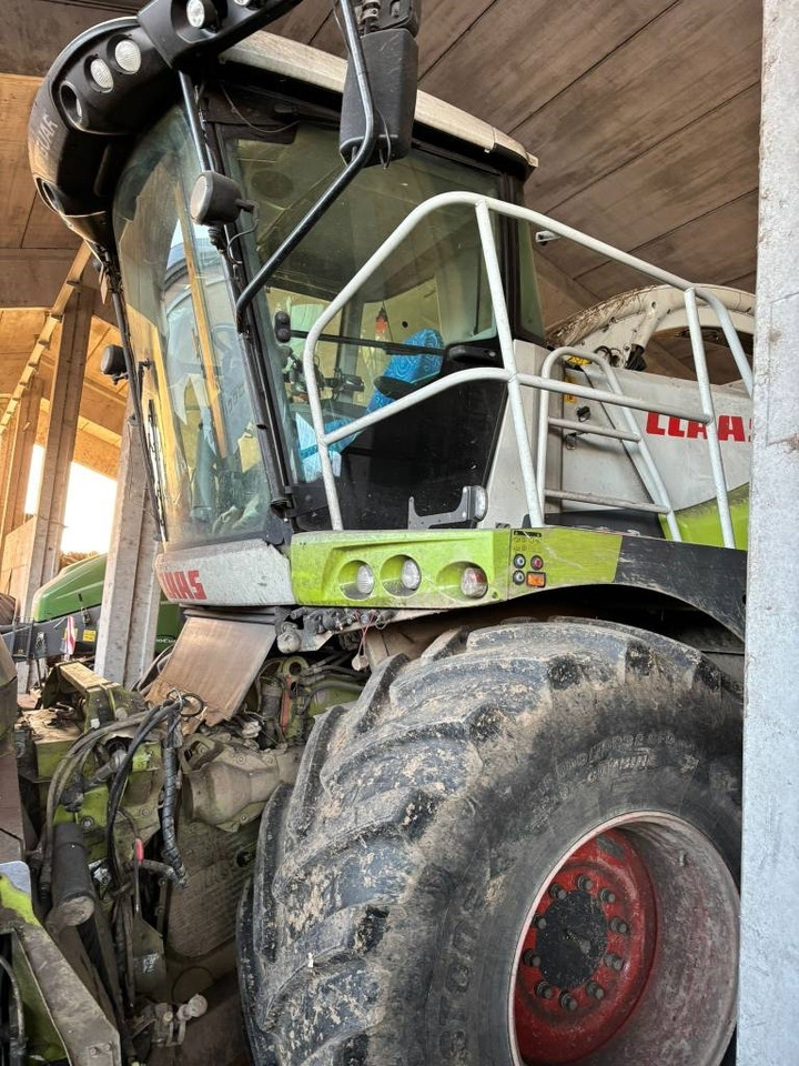 Claas Jaguar 970 - Ensileuse: photos 4 Claas Jaguar 970 - Ensileuse: photos 4