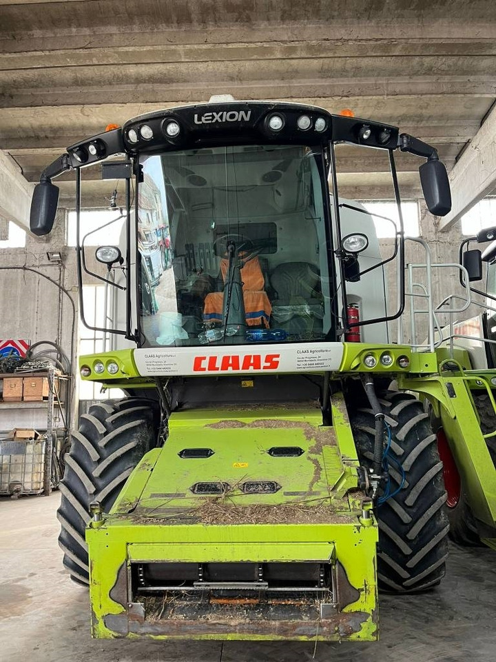 Claas Lexion 760 - Moissonneuse-batteuse: photos 4 Claas Lexion 760 - Moissonneuse-batteuse: photos 4