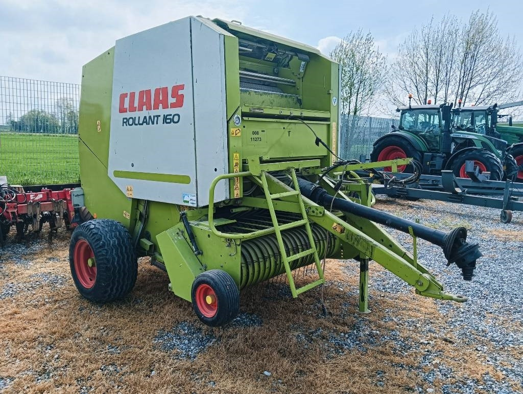 Claas Rollant 160 - Presse à balles rondes: photos 1 Claas Rollant 160 - Presse à balles rondes: photos 1