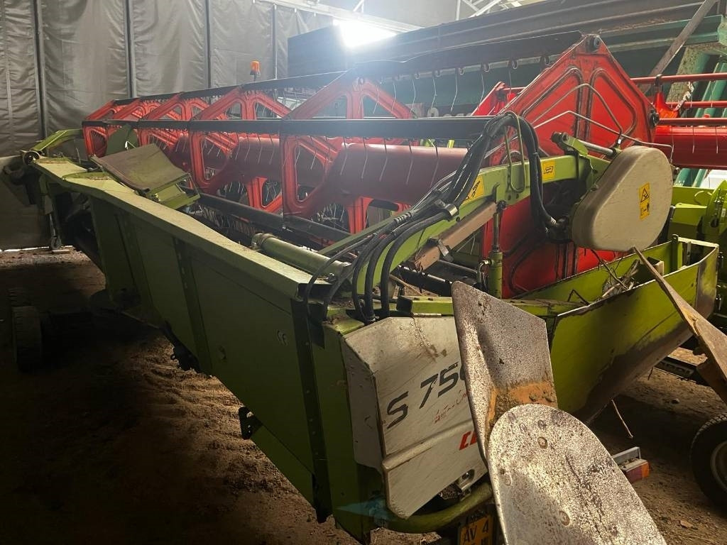 Claas S 750 - Accessoire de matériels de récolte: photos 1 Claas S 750 - Accessoire de matériels de récolte: photos 1