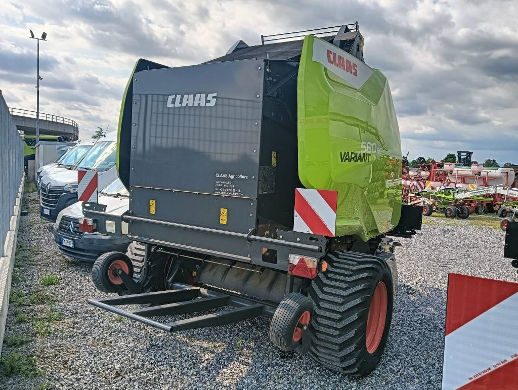 Claas VARIANT 580 RC - Presse à balles rondes: photos 5 Claas VARIANT 580 RC - Presse à balles rondes: photos 5