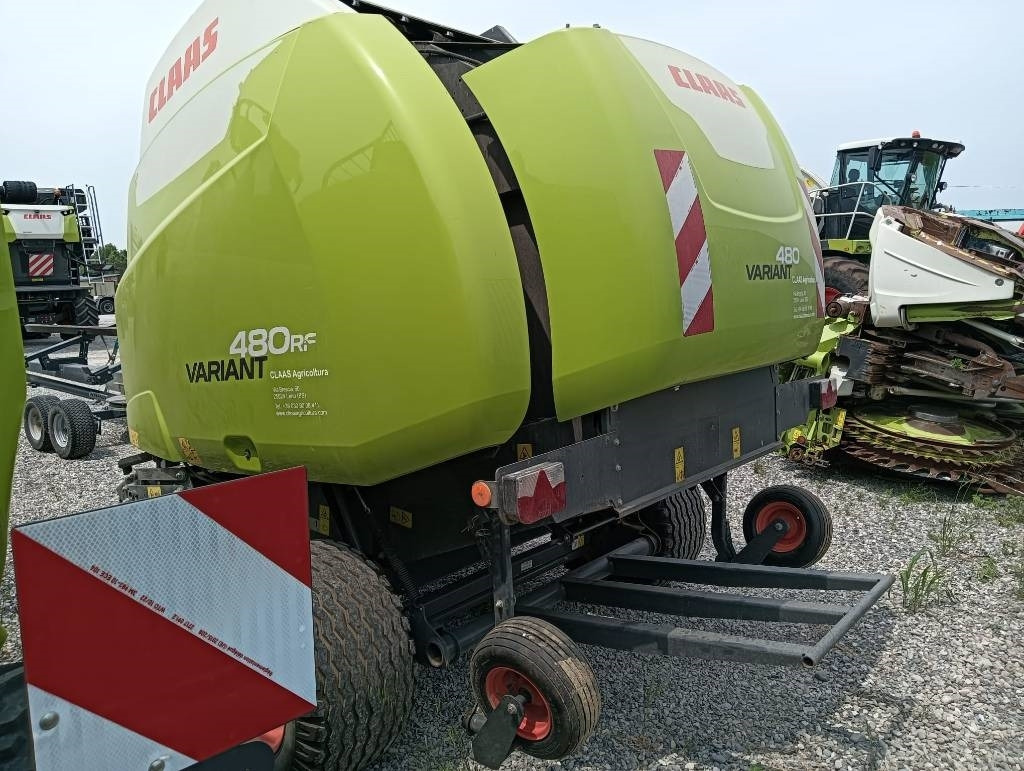 Claas Variant 480 RF - Presse à balles rondes: photos 5 Claas Variant 480 RF - Presse à balles rondes: photos 5