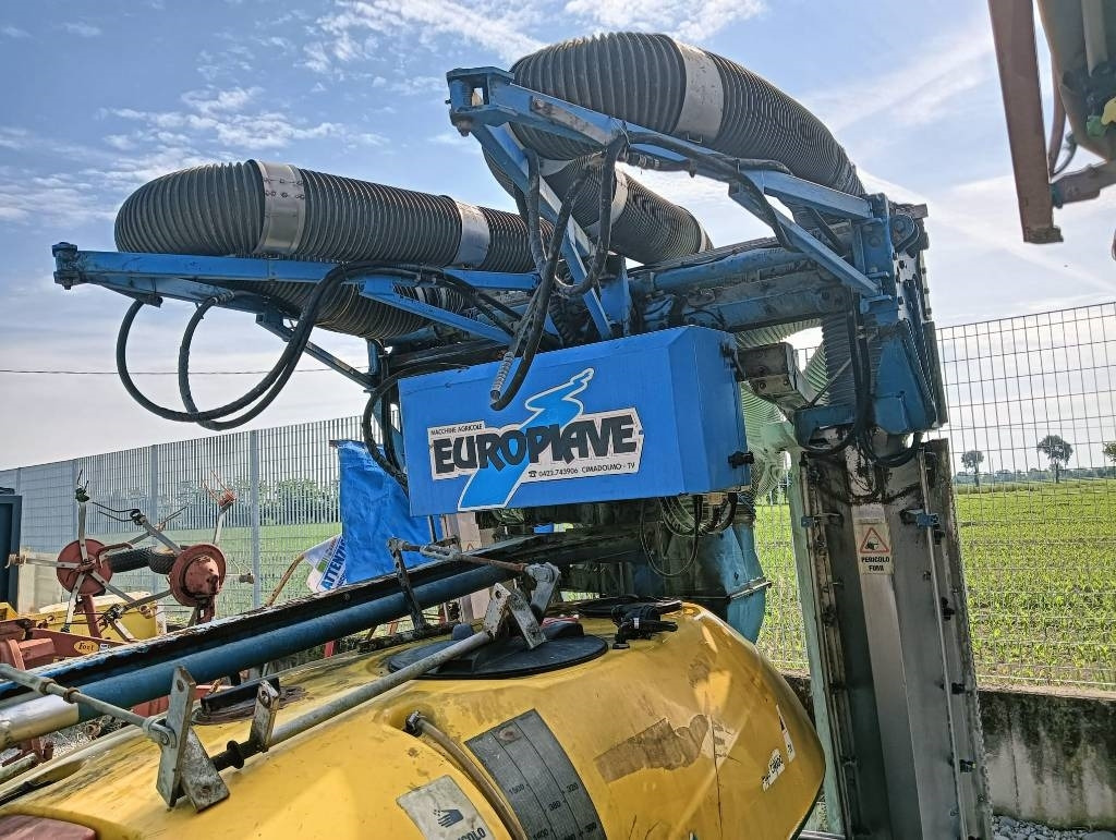 EUROPIAVE 1500 LT - Enfouisseur à dents: photos 4 EUROPIAVE 1500 LT - Enfouisseur à dents: photos 4