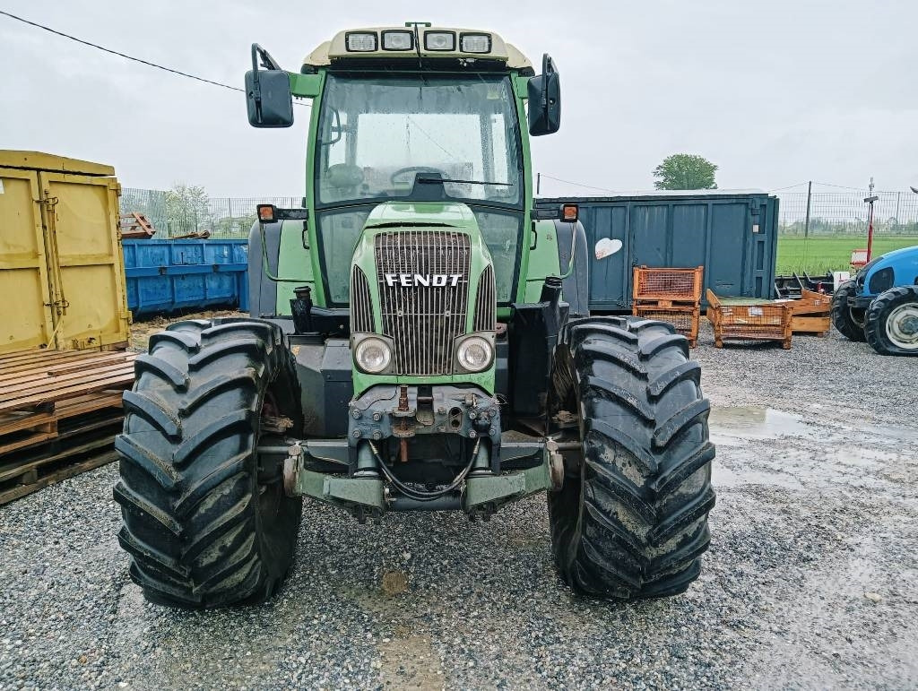 Fendt Farmer 411 Vario - Tracteur agricole: photos 2 Fendt Farmer 411 Vario - Tracteur agricole: photos 2