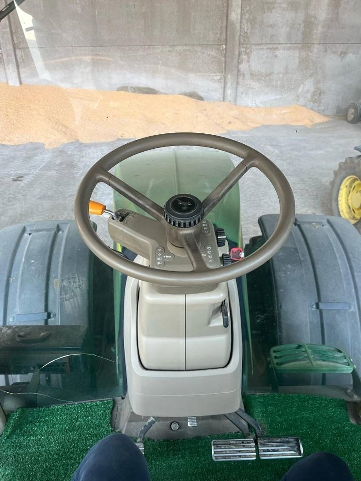 John Deere 7230 R - Tracteur agricole: photos 5 John Deere 7230 R - Tracteur agricole: photos 5