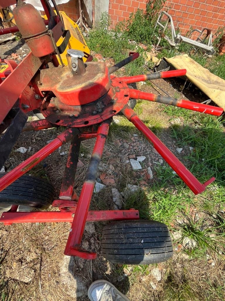 Kuhn GA3801 GM - Faneuse: photos 2 Kuhn GA3801 GM - Faneuse: photos 2