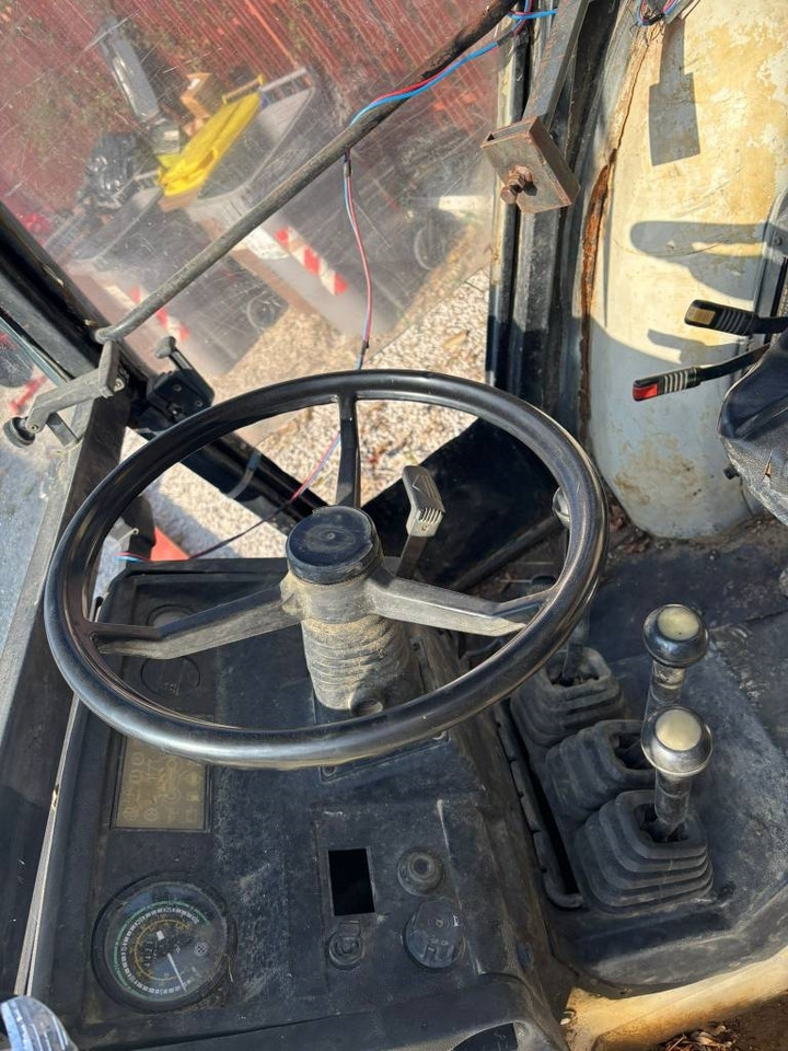 Lamborghini 600 V DT - Tracteur agricole: photos 5 Lamborghini 600 V DT - Tracteur agricole: photos 5