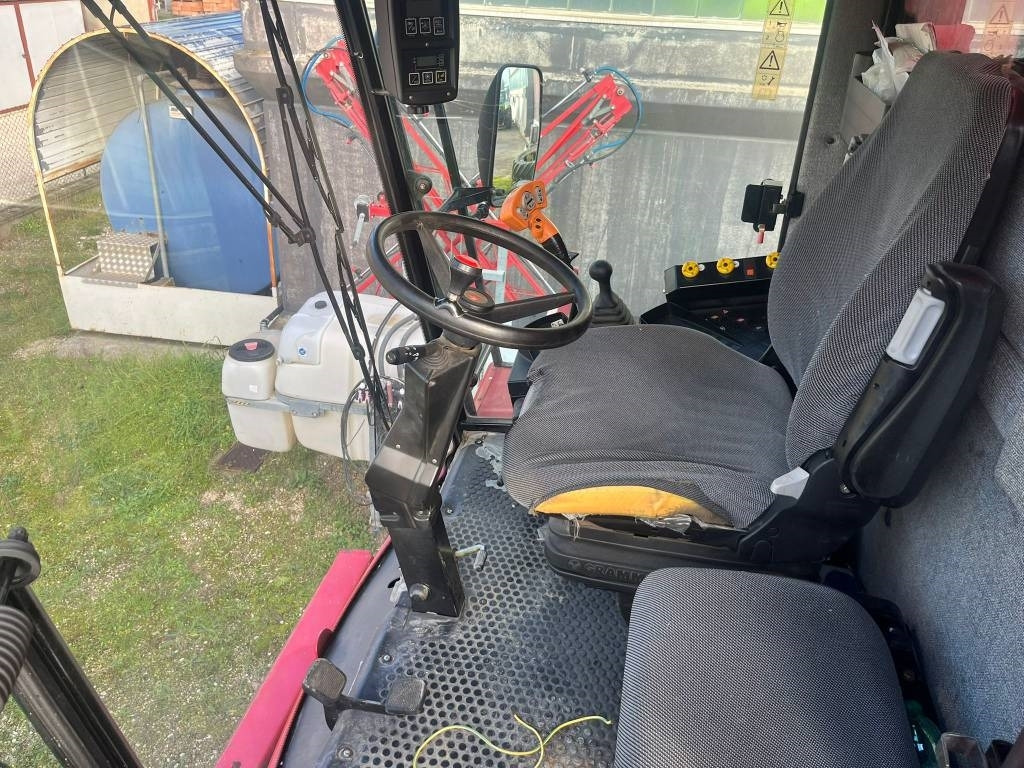 Laverda 25.50 - Moissonneuse-batteuse: photos 2 Laverda 25.50 - Moissonneuse-batteuse: photos 2