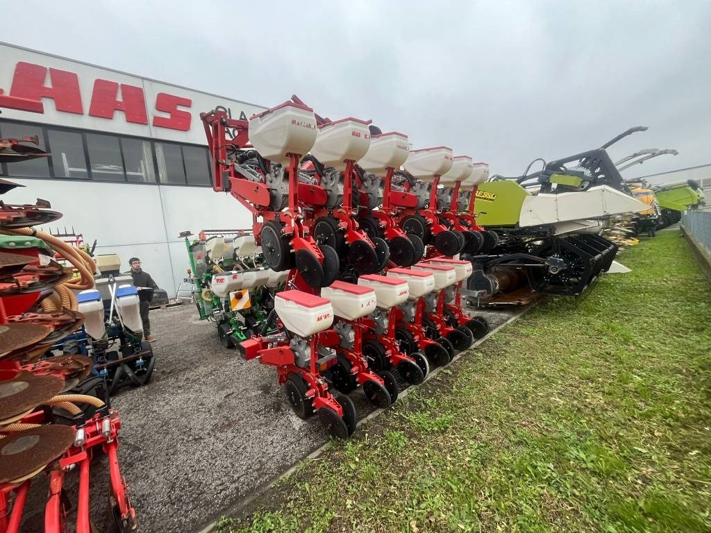 Mascar M 12 - Semoir monograine: photos 5 Mascar M 12 - Semoir monograine: photos 5