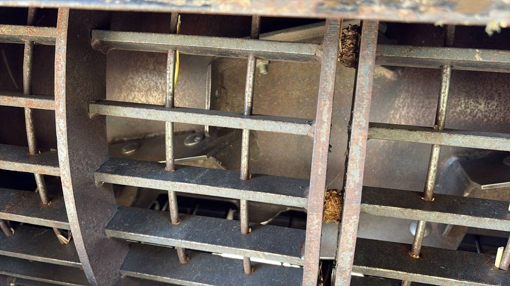 New Holland CR 960 - Moissonneuse-batteuse: photos 4 New Holland CR 960 - Moissonneuse-batteuse: photos 4