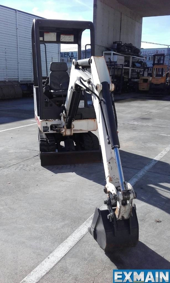 Bobcat X 320 - Mini pelle: photos 4 Bobcat X 320 - Mini pelle: photos 4