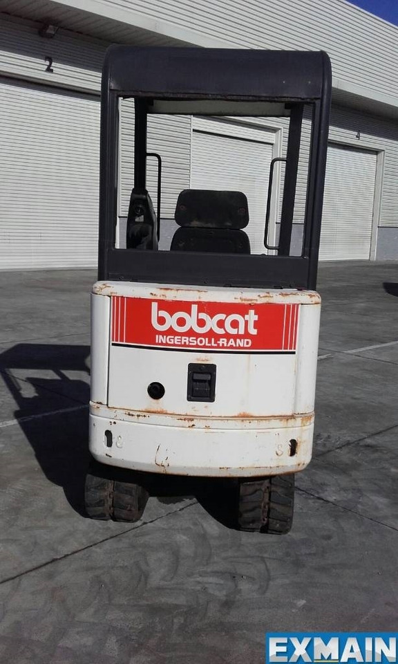 Bobcat X 320 - Mini pelle: photos 2 Bobcat X 320 - Mini pelle: photos 2