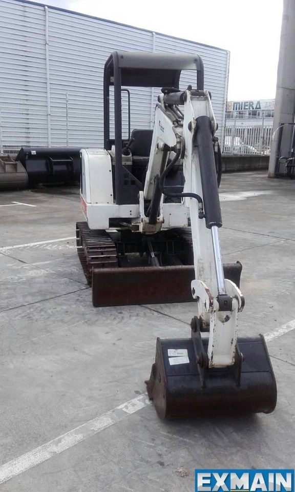 Bobcat X 325 - Mini pelle: photos 3 Bobcat X 325 - Mini pelle: photos 3
