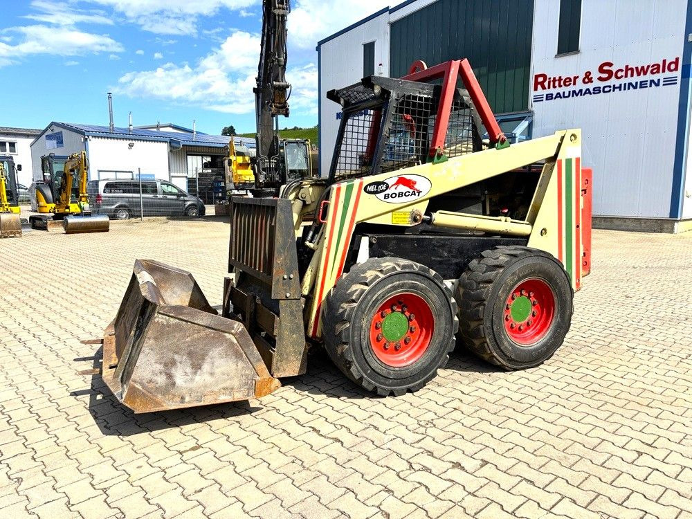 Bobcat 970 - Chargeuse sur pneus: photos 1 Bobcat 970 - Chargeuse sur pneus: photos 1