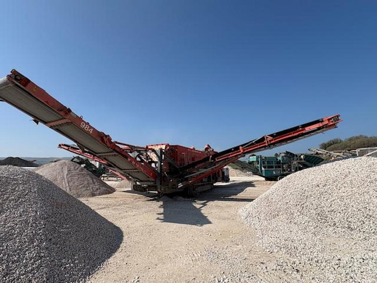 Terex Finlay 2015 Terex Finlay 984 - Crible: photos 1 Terex Finlay 2015 Terex Finlay 984 - Crible: photos 1