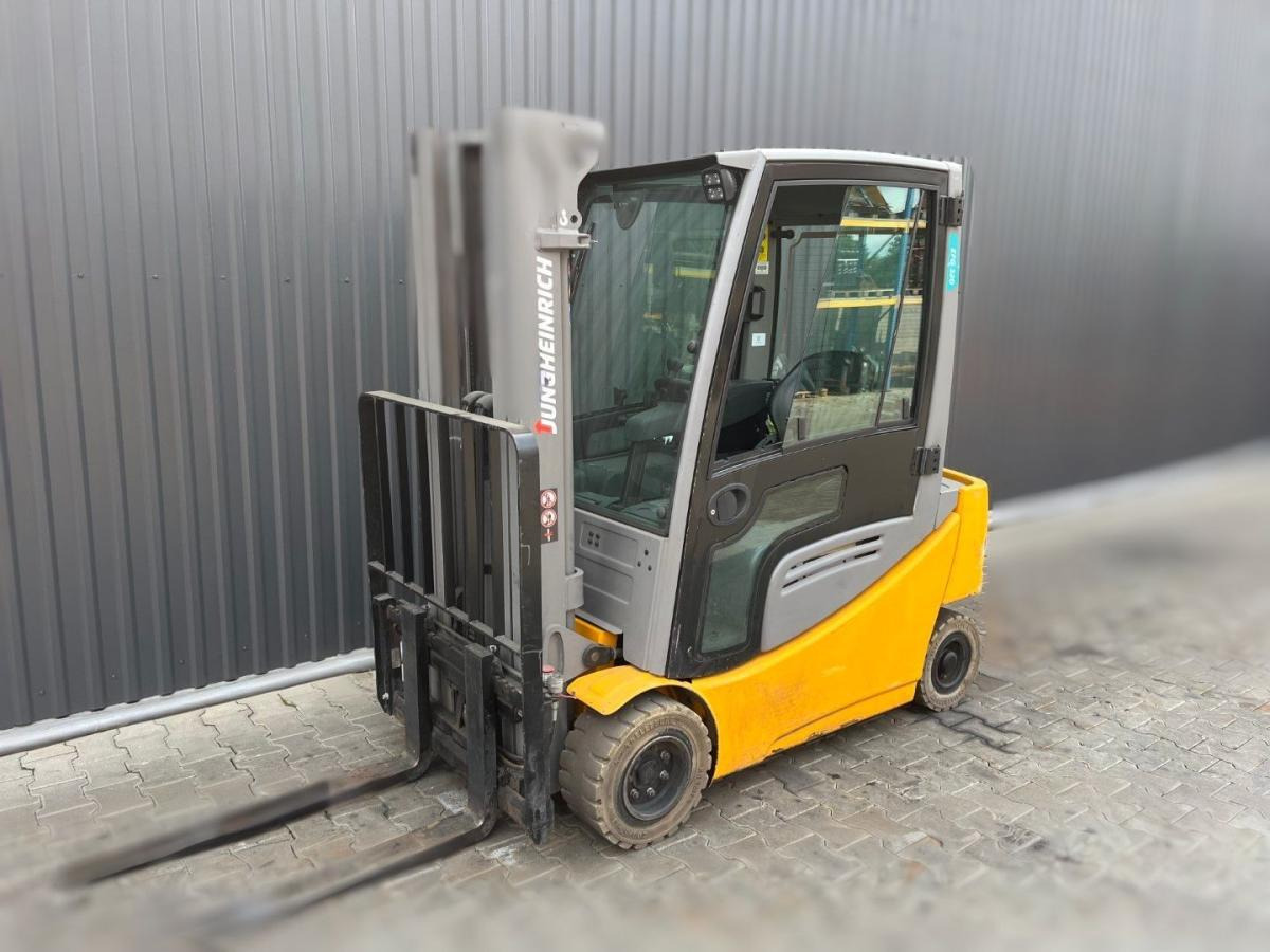 Jungheinrich EFG320 SL - Chariot élévateur électrique: photos 1 Jungheinrich EFG320 SL - Chariot élévateur électrique: photos 1