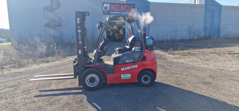 Manitou MI25 fenwick - Chariot élévateur à gaz: photos 1 Manitou MI25 fenwick - Chariot élévateur à gaz: photos 1