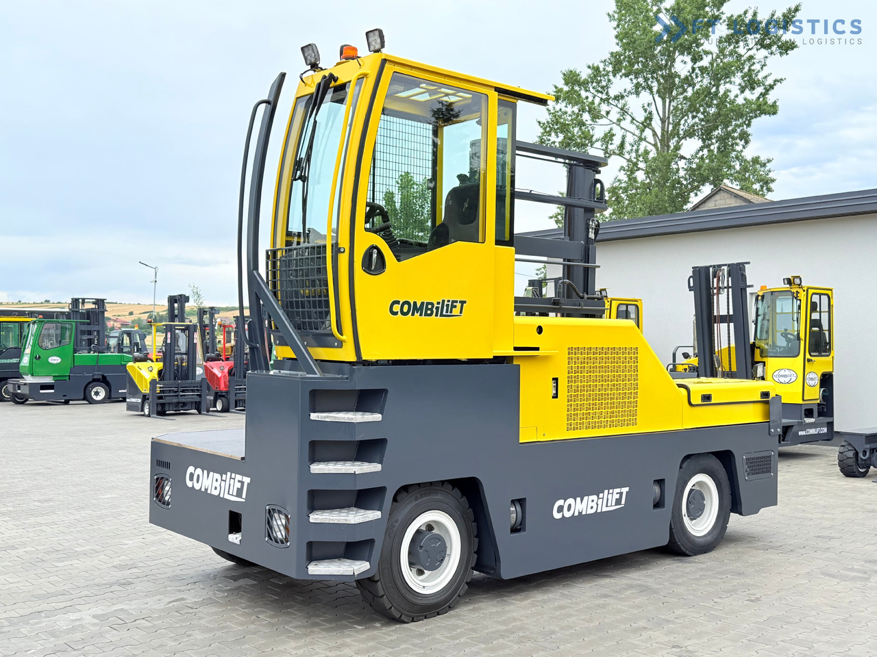 COMBILIFT C6000FSL / DIESEL / DUPLEX - 4100MM / 1400MM FORKS / SIDE LOADER / 6000KG CAPACITY / FREE LIFT / DEUTZ ENGINE / EXCELLENT CONDITION - Chariot latéral: photos 4 COMBILIFT C6000FSL / DIESEL / DUPLEX - 4100MM / 1400MM FORKS / SIDE LOADER / 6000KG CAPACITY / FREE LIFT / DEUTZ ENGINE / EXCELLENT CONDITION - Chariot latéral: photos 4
