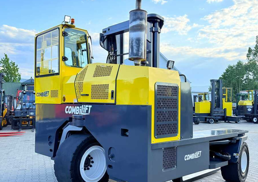 Combilift C14000 / DUPLEX - 3600 / GAS / FREE-LIFT - Chariot multidirectionnel: photos 5 Combilift C14000 / DUPLEX - 3600 / GAS / FREE-LIFT - Chariot multidirectionnel: photos 5