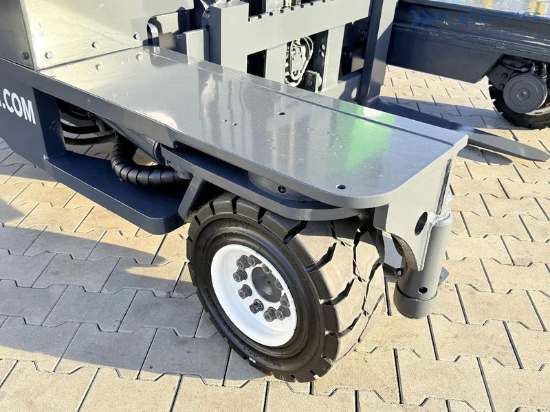 Combilift C4000 / GAS / TRIPLEX - 6900MM / FREE-LIFT / FULL CABIN C4000 / GAS / TRIPLEX - 6900MM / FREE-LIFT / FULL CABIN - Chariot multidirectionnel: photos 5 Combilift C4000 / GAS / TRIPLEX - 6900MM / FREE-LIFT / FULL CABIN C4000 / GAS / TRIPLEX - 6900MM / FREE-LIFT / FULL CABIN - Chariot multidirectionnel: photos 5