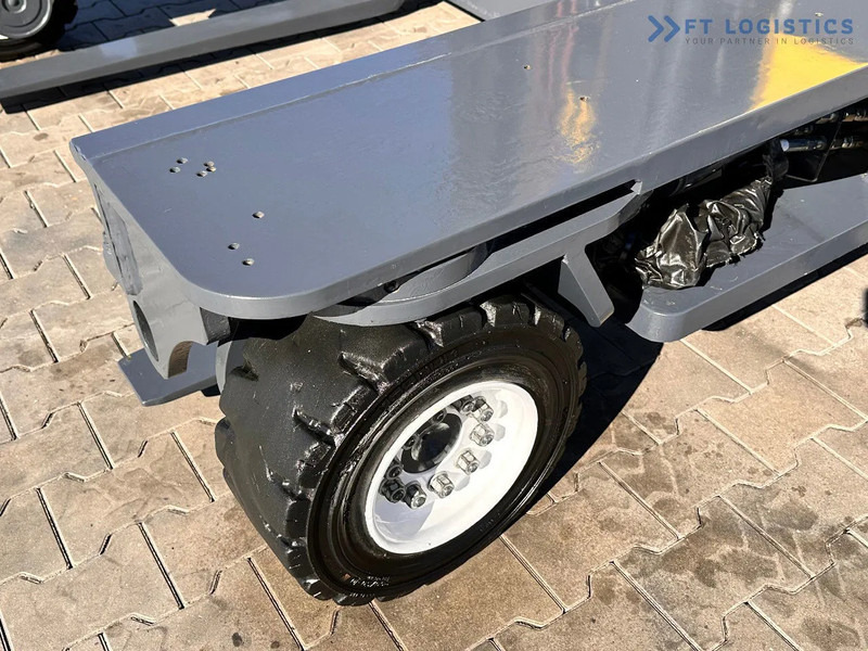 Combilift C4000 / LPG / DUPLEX / 4100MM / SCALE / SIDE SHIFT / LIKE NEW C4000 / LPG / DUPLEX / 4100MM / SCALE / SIDE SHIFT / LIKE NEW - Chariot multidirectionnel: photos 4 Combilift C4000 / LPG / DUPLEX / 4100MM / SCALE / SIDE SHIFT / LIKE NEW C4000 / LPG / DUPLEX / 4100MM / SCALE / SIDE SHIFT / LIKE NEW - Chariot multidirectionnel: photos 4