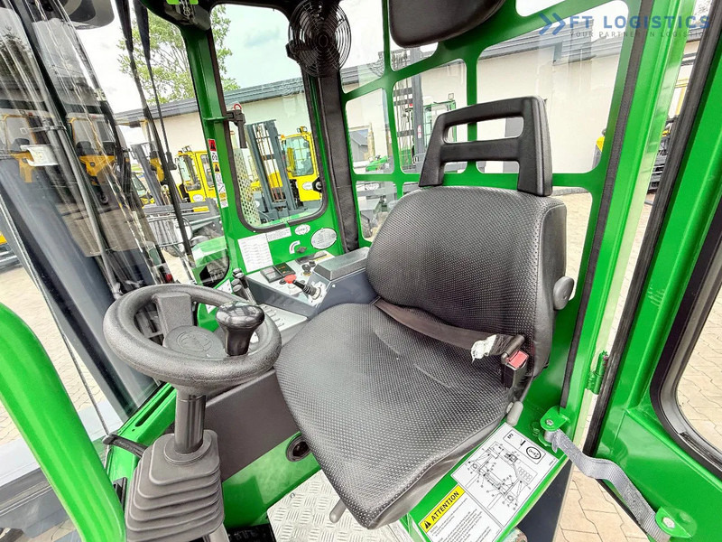 Chariot multidirectionnel Combilift C4000 / TRIPLEX / 9300MM / FREE LIFT / POSITIONER / GAS / CABIN C4000 / TRIPLEX / 9300MM / FREE LIFT / POSITIONER / GAS / CABIN: photos 14 Chariot multidirectionnel Combilift C4000 / TRIPLEX / 9300MM / FREE LIFT / POSITIONER / GAS / CABIN C4000 / TRIPLEX / 9300MM / FREE LIFT / POSITIONER / GAS / CABIN: photos 14